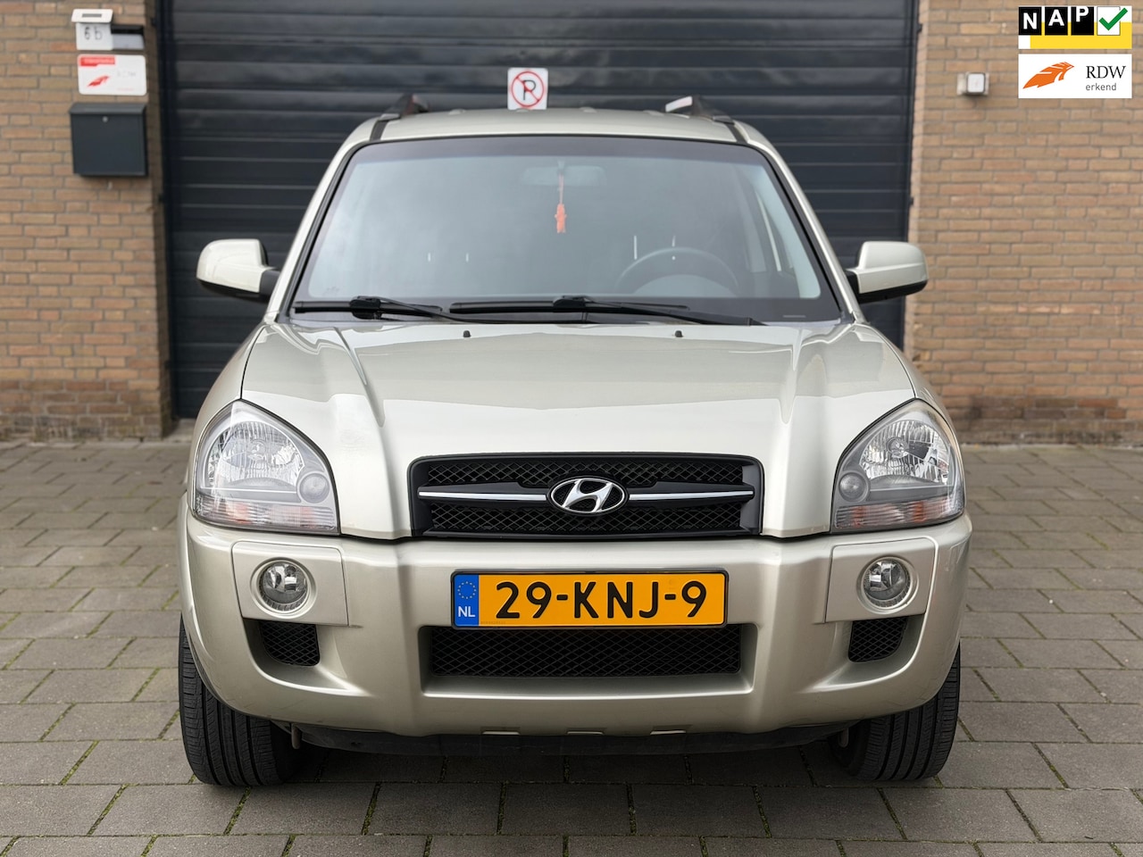 Hyundai Tucson - 2.0i Style Executive Clima Cruise Control ACC ORG NL auto Dealer - AutoWereld.nl