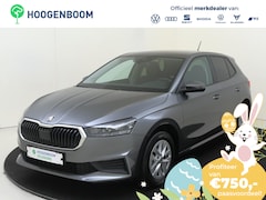 Skoda Fabia - 1.0 TSI Ambition | Airco | CarPlay | Cruise control | Parkeersensoren achter | Lane- en fr