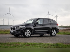 BMW X1 - xDrive25e Executive CAMERA / CARPLAY / HEAD UP DISPLAY / LEDER / LED / CRUISE CONTROLE / S