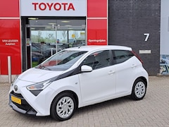 Toyota Aygo X - X-PLAY BLUETOOTH SPEEDLIMITER AIRCO EL-RAMEN NL-AUTO