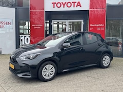 Toyota Yaris - 1.5 HYBRID AFN-TREKHAAK AD-CRUISE CAMERA CLIMA EL-RAMEN DEALERONDERHOUDEN