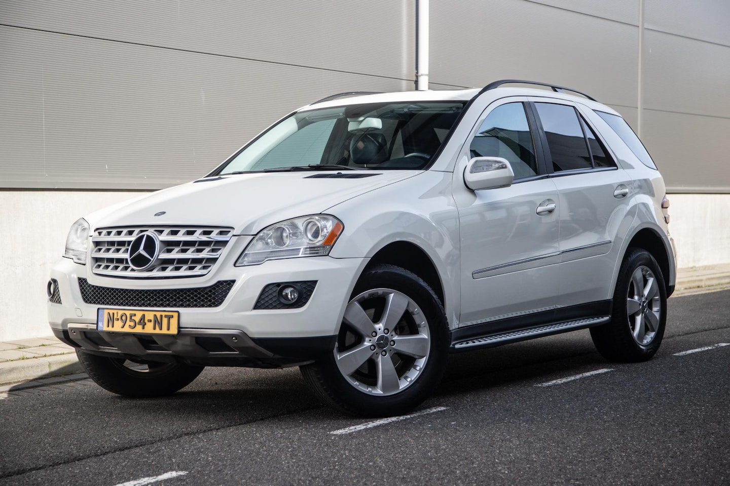 Mercedes-Benz M-klasse - 350 | CarPlay | Trekhaak | Schuifdak - AutoWereld.nl