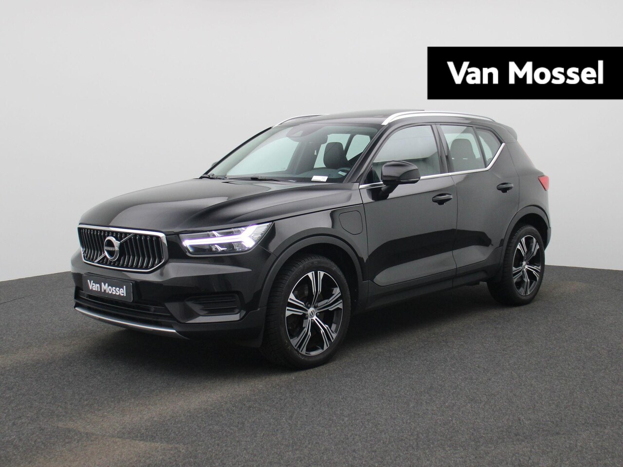 Volvo XC40 - 1.5 T4 Recharge Inscription | Automaat | Panorama dak | Apple Carplay / Android Auto | Sto - AutoWereld.nl
