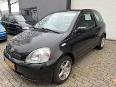 Toyota Yaris - 1.0-16V VVT-i / LANGE APK / ZUINIG / GOEDKOOP