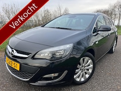 Opel Astra Sports Tourer - 1.4 Turbo Cosmo