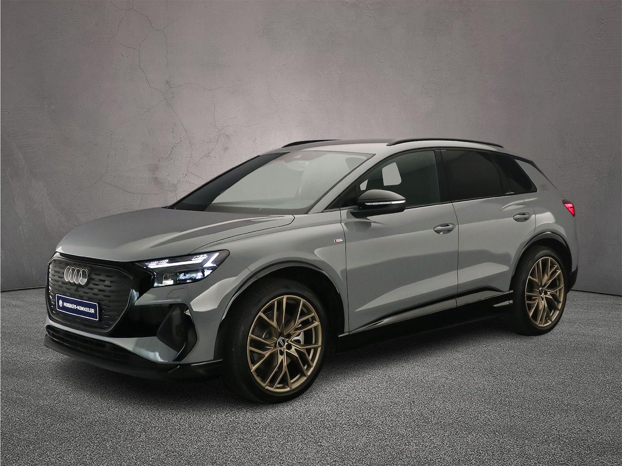 Audi Q4 e-tron - 45 quattro S Edition 82 kWh | Trekhaak | Audi Sound | ACC | Matrix | Optiekzwart plus | Pa - AutoWereld.nl