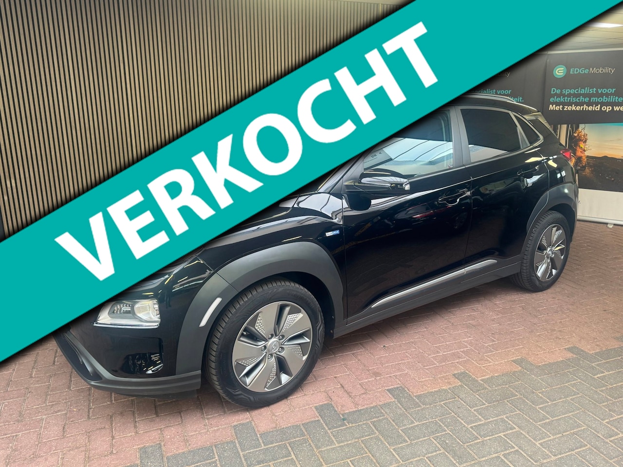 Hyundai Kona Electric - EV Premium 64 kWh 3 Fase 11KW laden SOH:100% - AutoWereld.nl