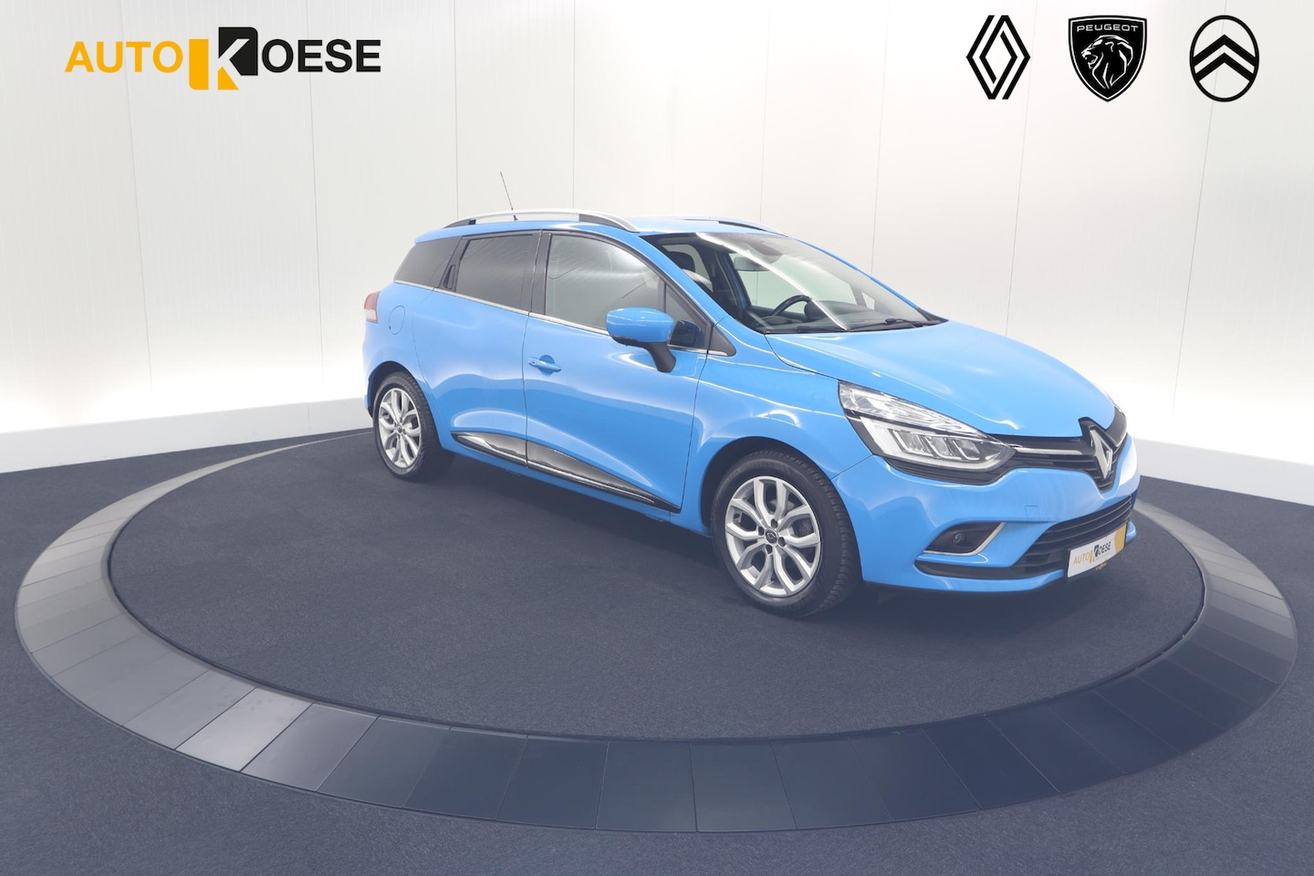 Renault Clio Estate - TCe 90 Intens | Bleu De France | Parkeersensoren | Navigatie | Climate Control - AutoWereld.nl