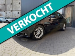 BMW 3-serie - 320i Centennial Executive