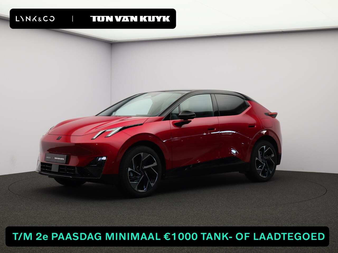 Lynk & Co 02 - More 66 kWh Automaat / Stoel+Stuur Verwarmd / Panoramadak / Adaptive Cruise / Harman-Kardo - AutoWereld.nl