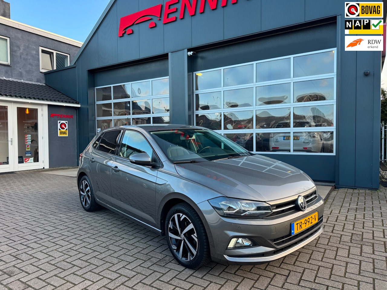 Volkswagen Polo - 1.0 TSI Highline / ACC / Clima / ParkPilot / DRC / NL Auto met NAP . - AutoWereld.nl