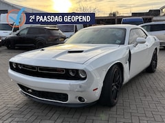 Dodge Challenger - 5.7 V8 Hemi 2016 LEES BESCHRIJVING