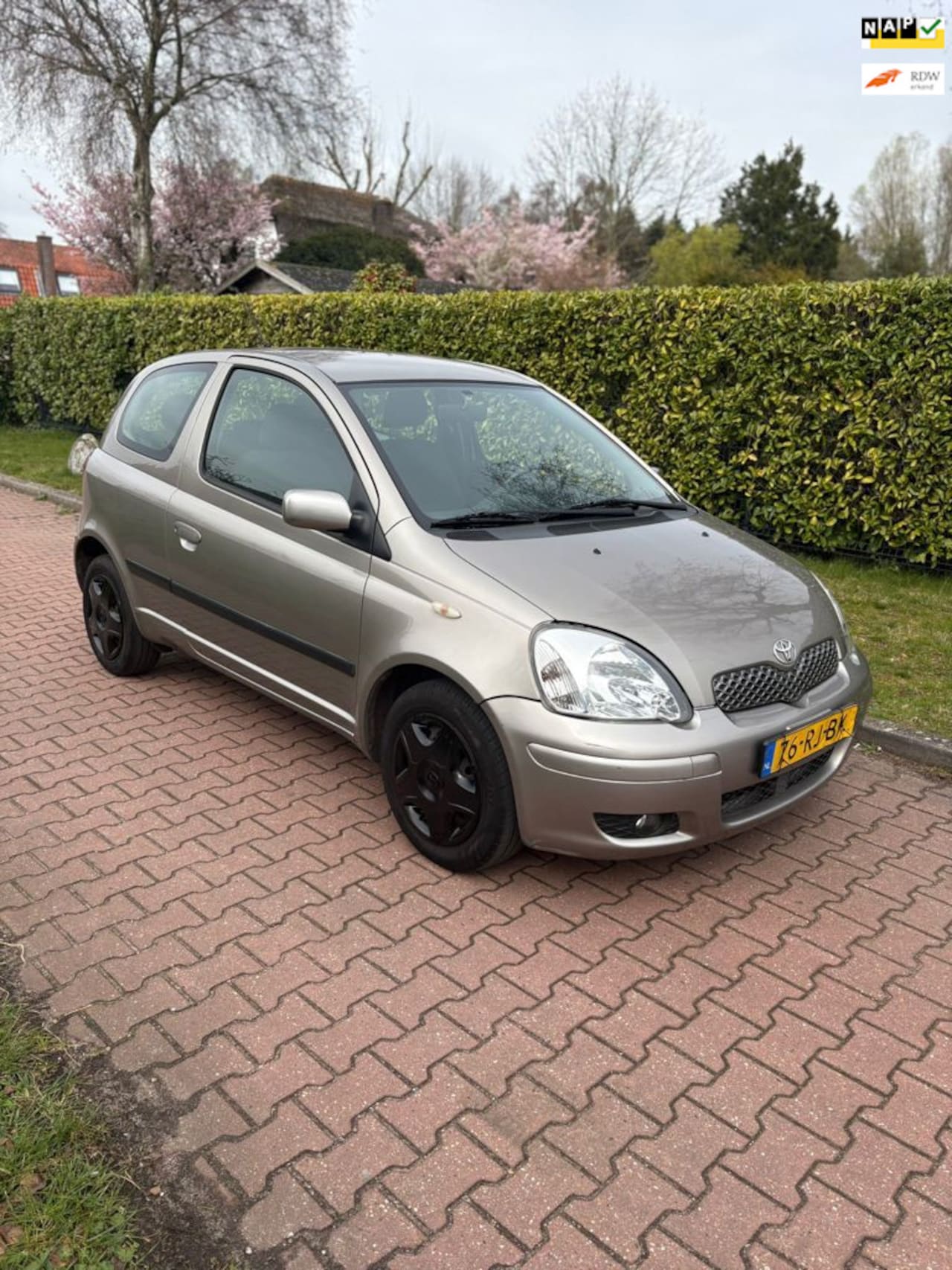 Toyota Yaris - 1.3 VVT-i S-Line 1.3 VVT-i S-Line - AutoWereld.nl