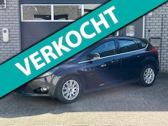 Ford Focus - 1.6 EcoBoost Titanium NL auto stoelverw parkeerh N.A.P