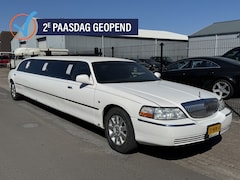 Lincoln Town Car - Limousine Limo J Bank 8-Persoons 2003