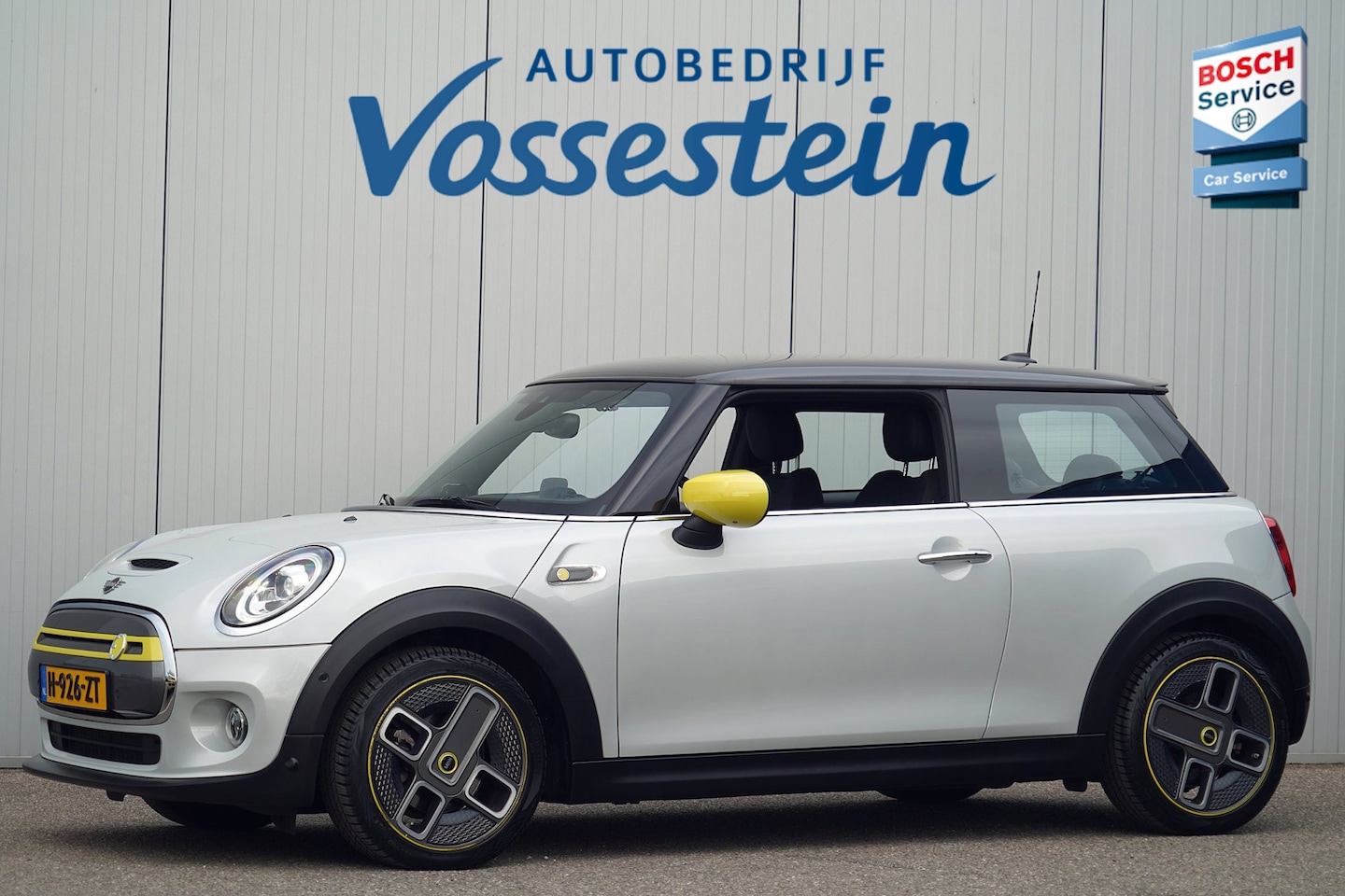 MINI Mini-Electric - Charged 33 kWh / Incl. BTW / Harman Kardon / Camera / Navi / Stoelverw. / Head-Up / Leder - AutoWereld.nl