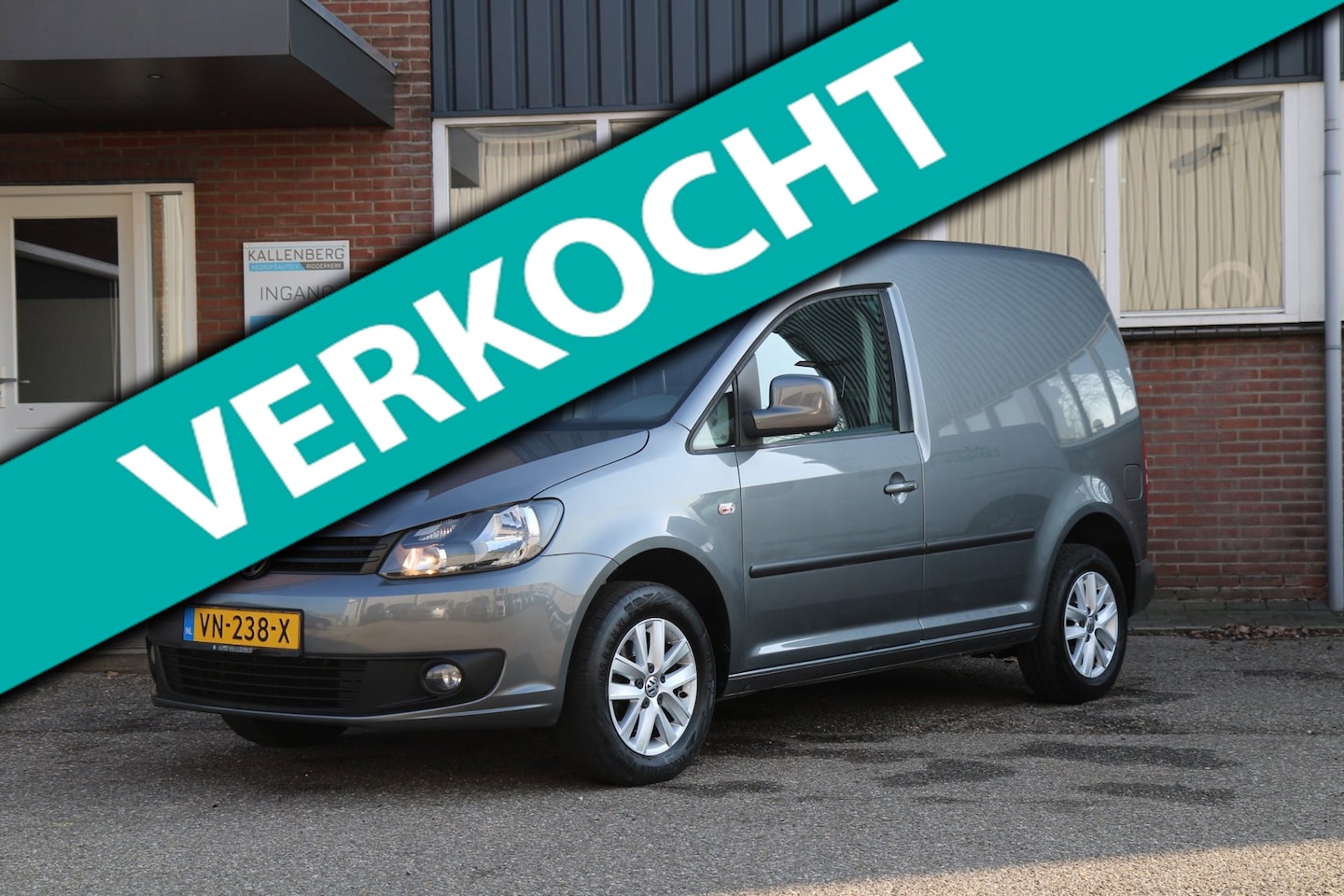 Volkswagen Caddy - 1.6 TDI / Navi / PDC / multi stuur / Trekhaak / airco - AutoWereld.nl