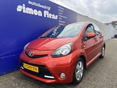 Toyota Aygo - 1.0 VVT-i Dynamic Orange*AIRCO/NWE KOPPELING