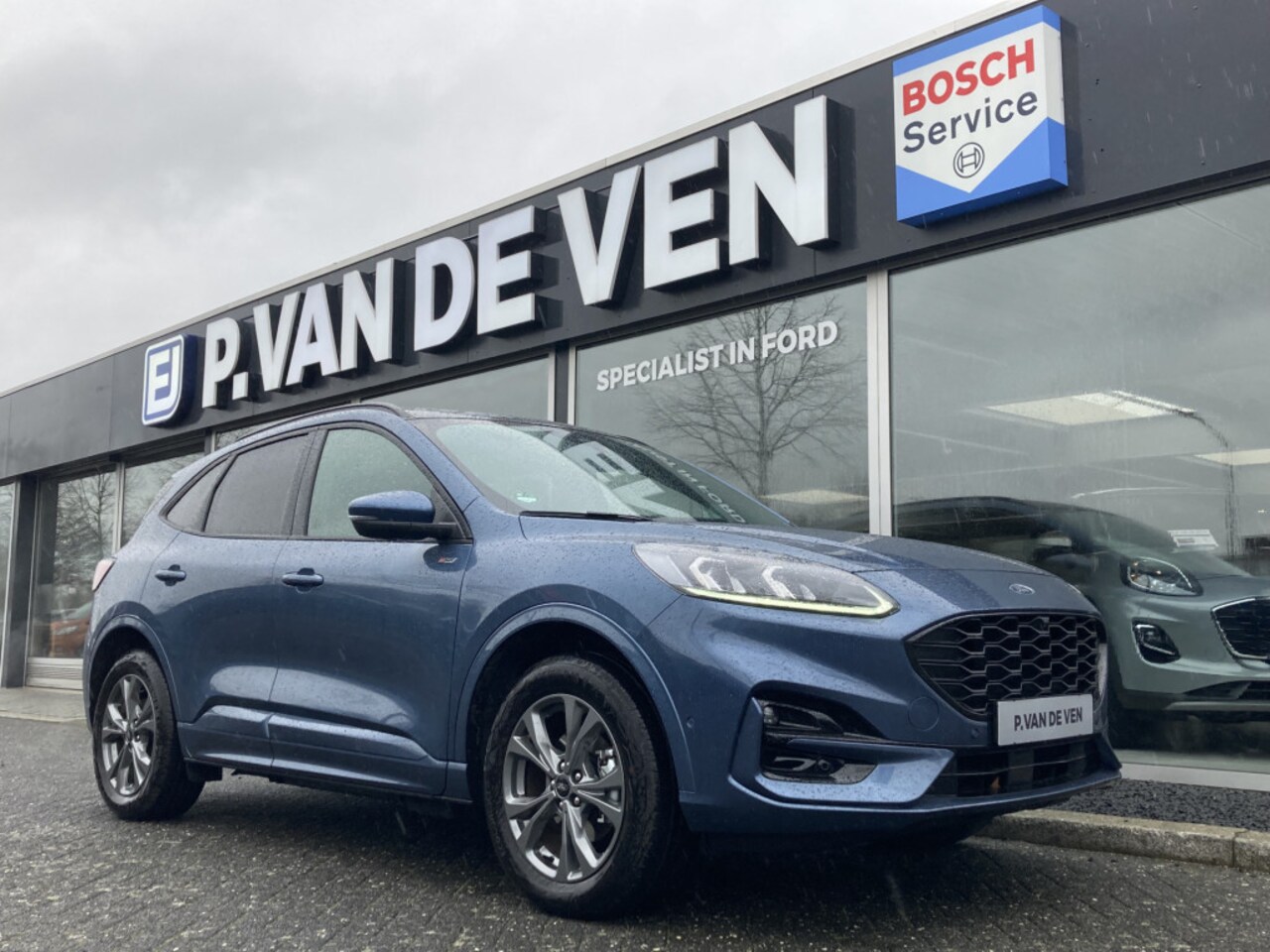 Ford Kuga - 2.5 PHEV ST-Line X 225pk/165kW e-CVT Automaat | Elektr. trekhaak | Driver Assistance Pack - AutoWereld.nl