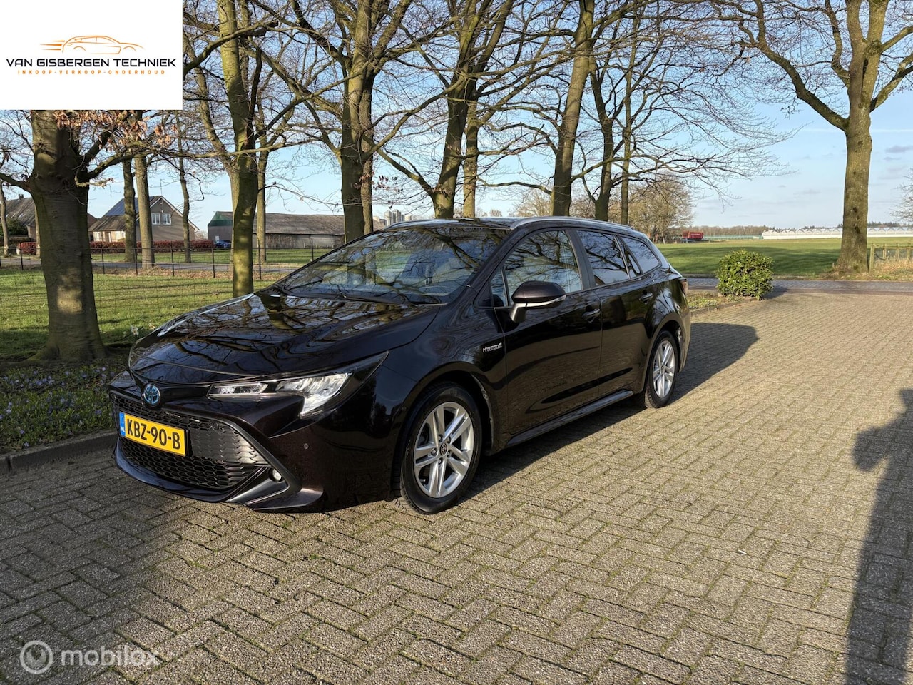 Toyota Corolla Touring Sports - 1.8 Hybrid Business all in - AutoWereld.nl