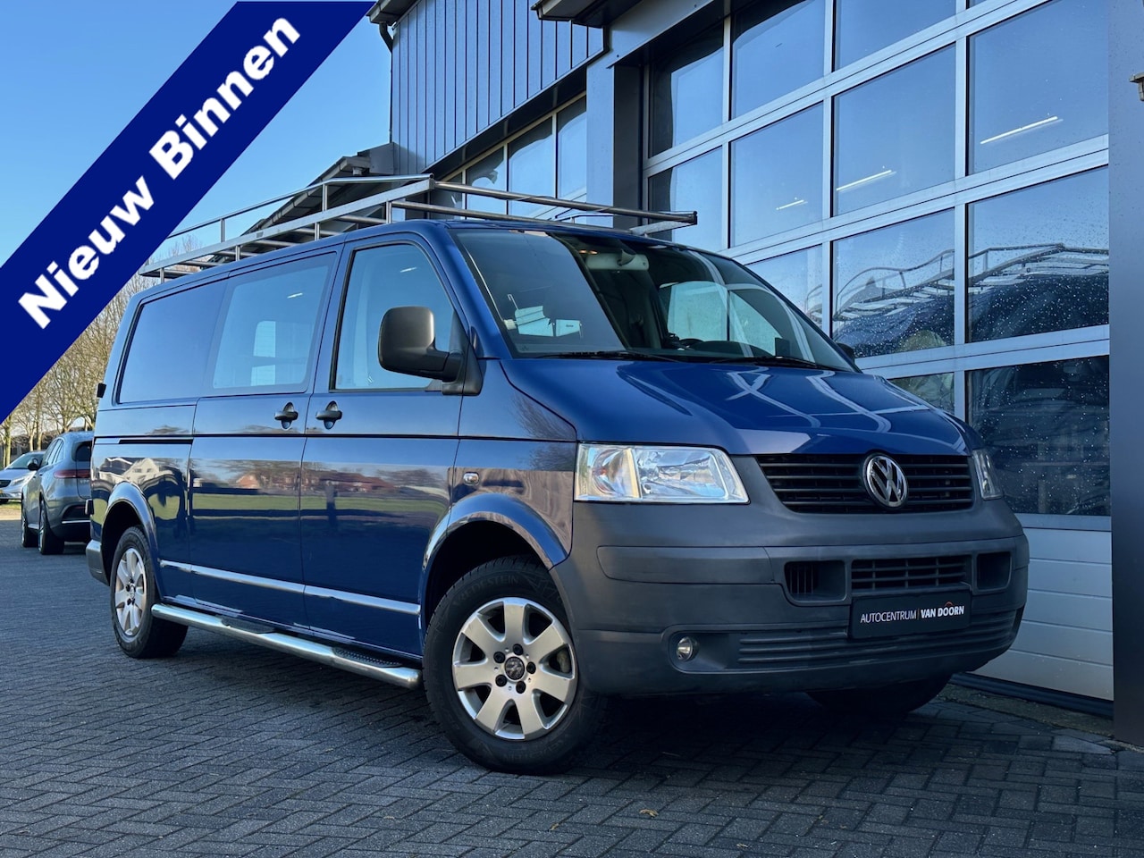 Volkswagen Transporter - 2.5 TDI 340 | 130pk | 5-cilinder | Dubbel Cab 6-persoons | Airco | Trekhaak | APK Okt 26 | - AutoWereld.nl