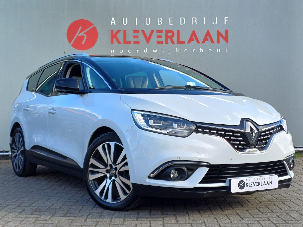 Renault Grand Scénic - 1.3 TCe Initiale Paris 7p. | CAMERA |STOEL/STUUR VERWARMING |  Wij bieden ook financiering - AutoWereld.nl