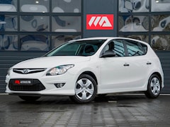 Hyundai i30 - 1.4i i-Drive Airco|Radio|AUX|Elektrische ramen|Carkit|Bluetooth