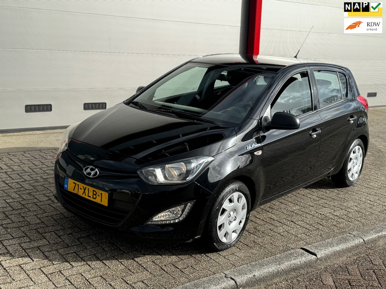 Hyundai i20 - 1.2i Business Edition 1.2i Business Edition - AutoWereld.nl