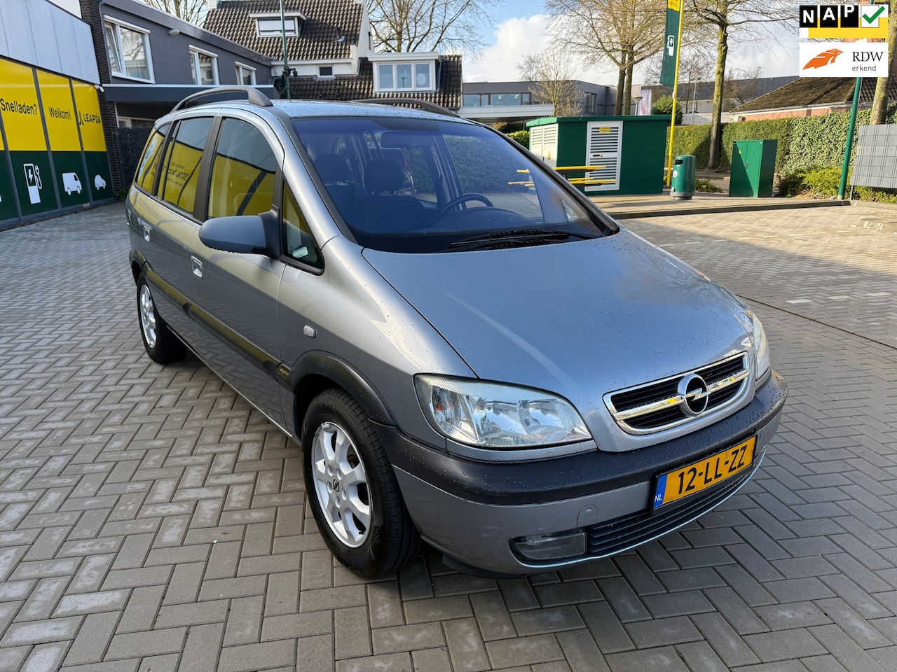 Opel Zafira - 1.8-16V Elegance **NWE APK** *AUTOMAAT* 7PERSOONS - AutoWereld.nl