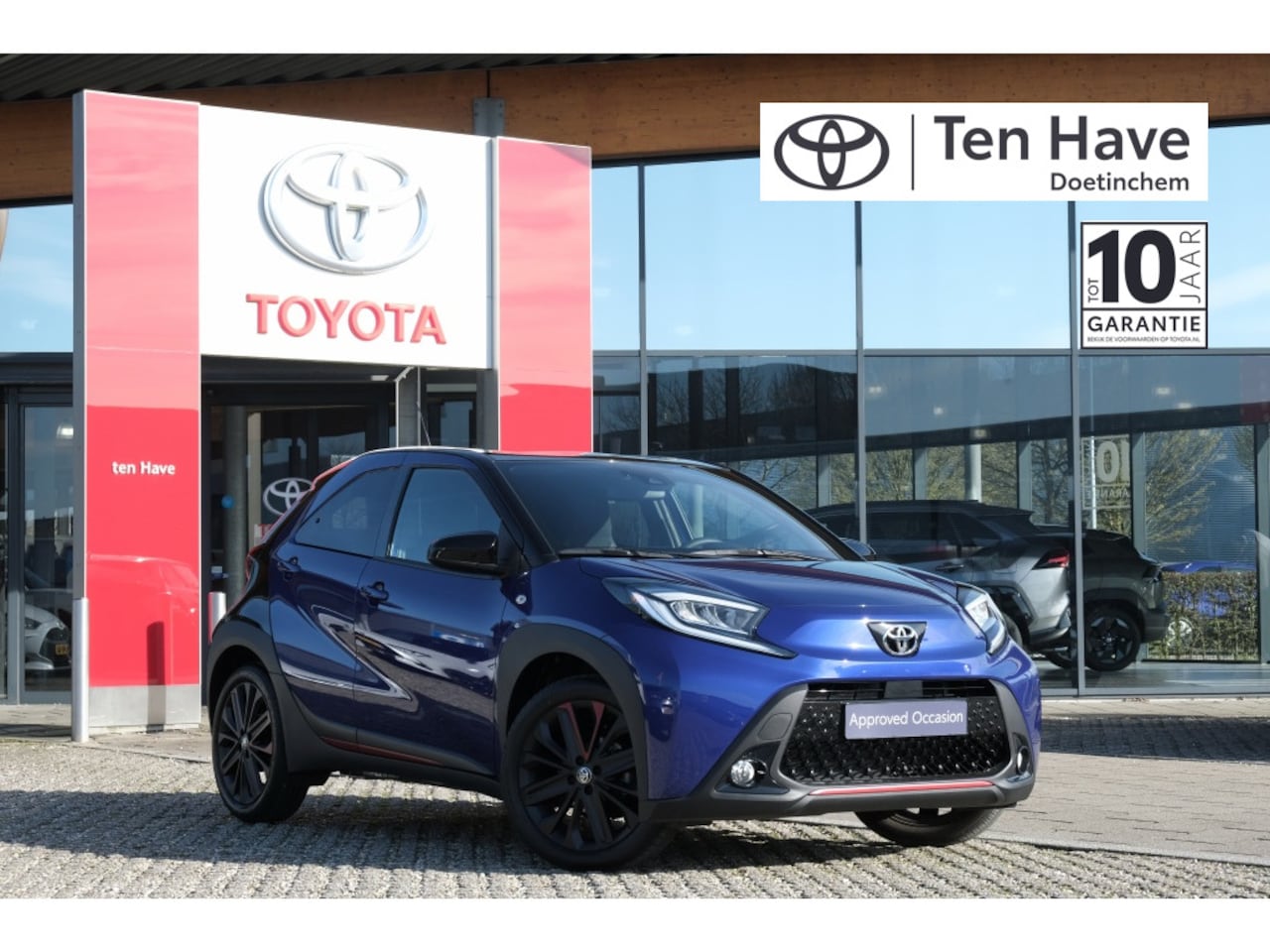 Toyota Aygo X - 1.0 VVT-i S-CVT Premium Automaat | Smart Entry | JBL Audio | LED - AutoWereld.nl
