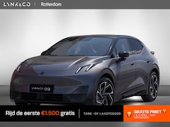 Lynk & Co 02 - | CORE | Stoelverwarming | Achteruitrij camera |