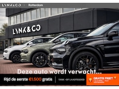 Lynk & Co 02 - Core | Panoramadak | Stoelverwarming | Parkeercamera |