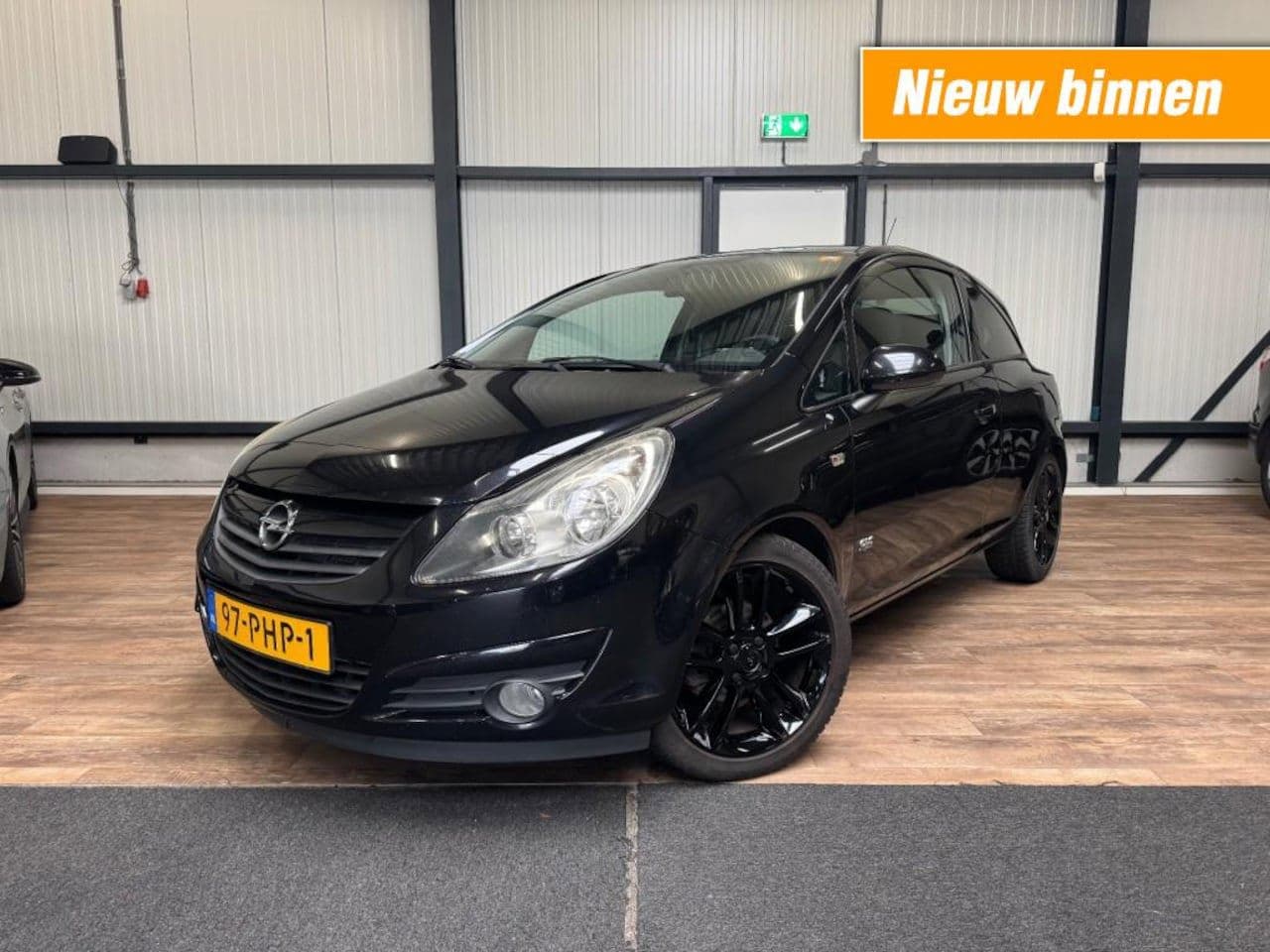 Opel Corsa - 1.4-16V Color Edition 1.4-16V Color Edition - AutoWereld.nl