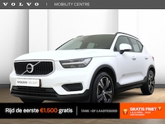 Volvo XC40 - 1.5 T2 Moment. Core | 18" LM velgen | Navigatie |
