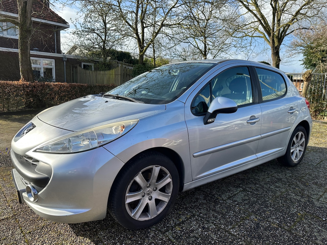Peugeot 207 - 1.6 VTi XS Pack | Automaat | Airco | PDC | Trekhaak - AutoWereld.nl