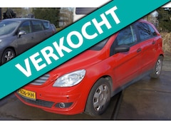 Mercedes-Benz B-klasse - B200 Automaat 2007 • Airco • Trekhaak • Automaat defect • Export