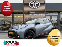 Toyota Aygo X - 1.0 VVT-i S-CVT Premium Undercover | JBL | Parkeersensoren