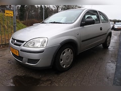 Opel Corsa - 1.2-16V Rhythm apk 28-10-2025 251 dkm N.A.P