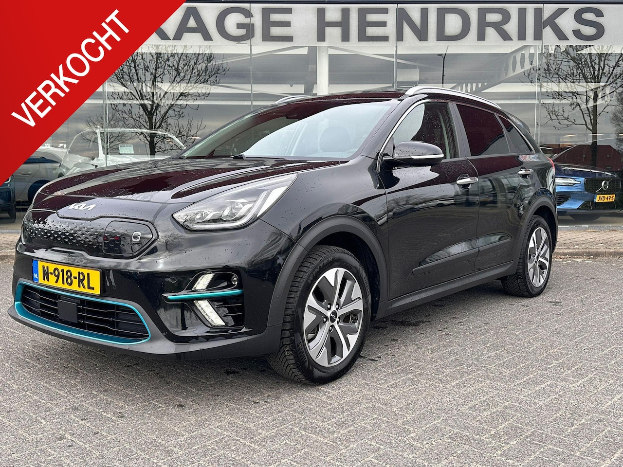Kia e-Niro - ExecutiveLine Sky 64 kWh | SOH: 96,1% | Schuifdak | Leder | Climate | Stoel&Stuur Verwarmi - AutoWereld.nl
