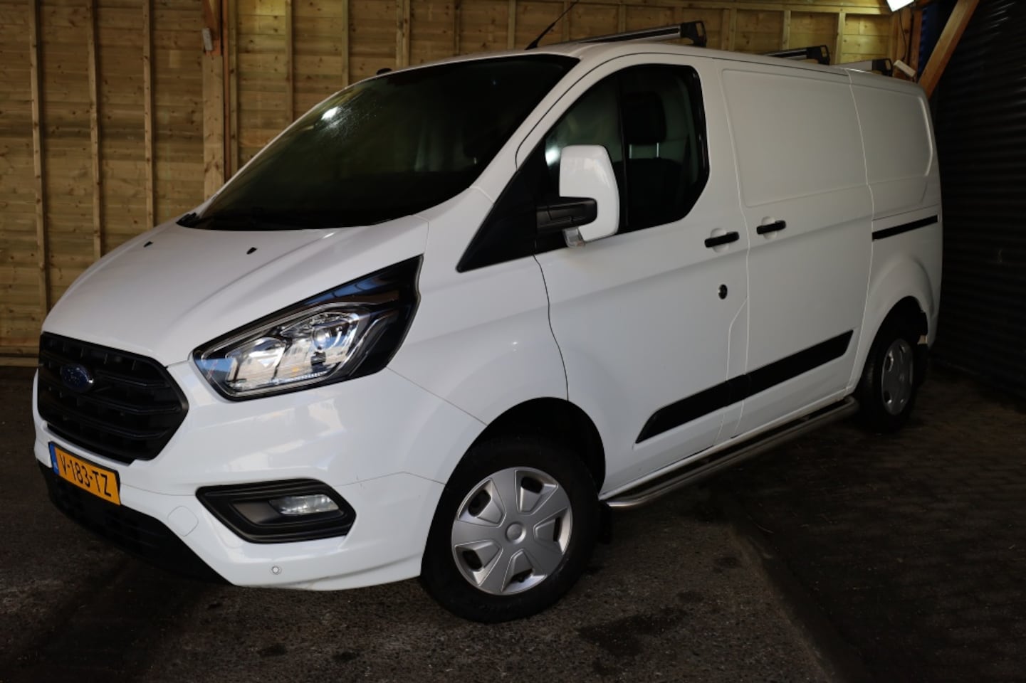 Ford Transit Custom - 300 2.0 TDCI L1H1 Tr CONSIGNATIE - AutoWereld.nl