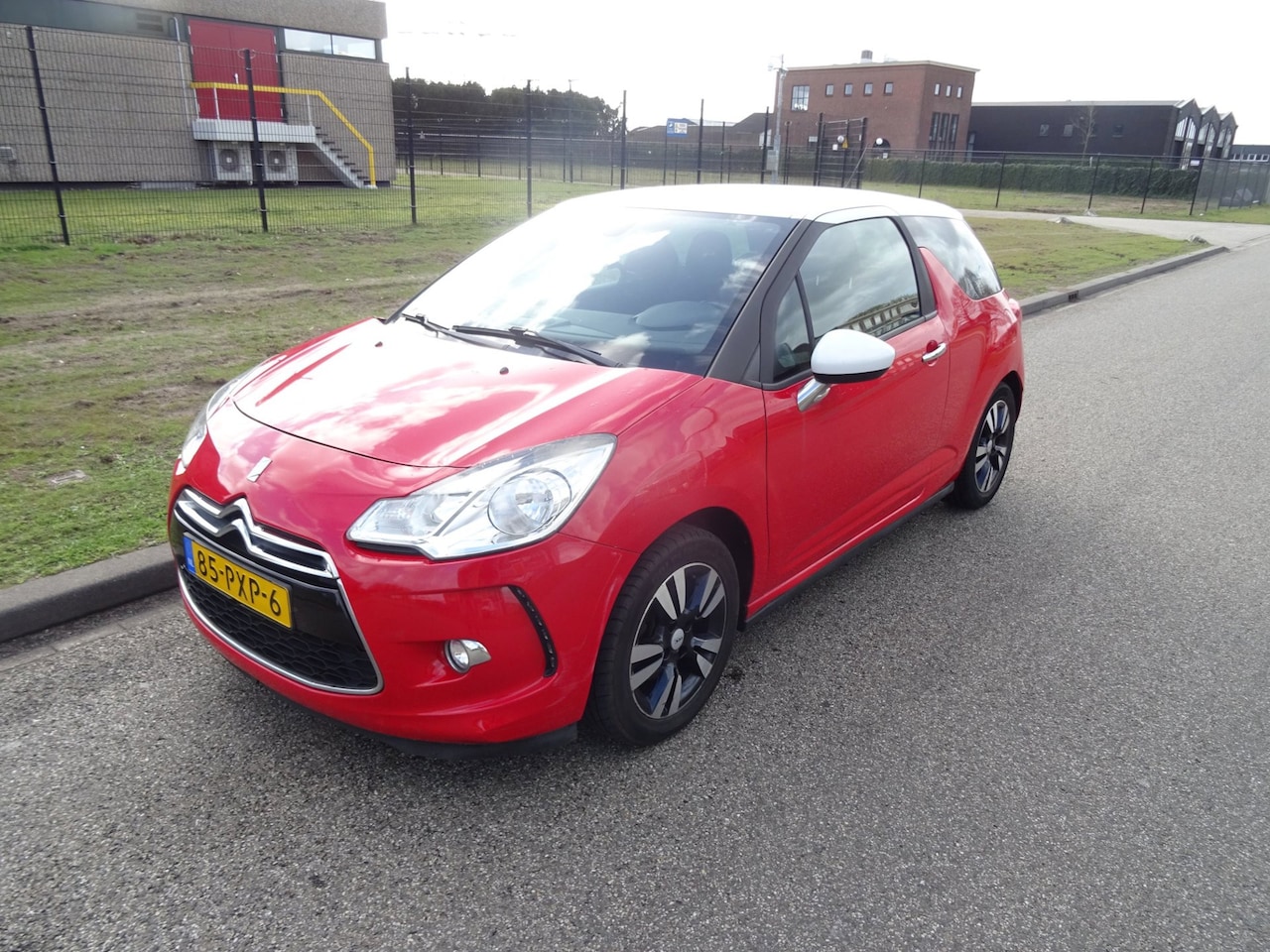 Citroën DS3 - 1.6 So Chic 1.6 So Chic - AutoWereld.nl