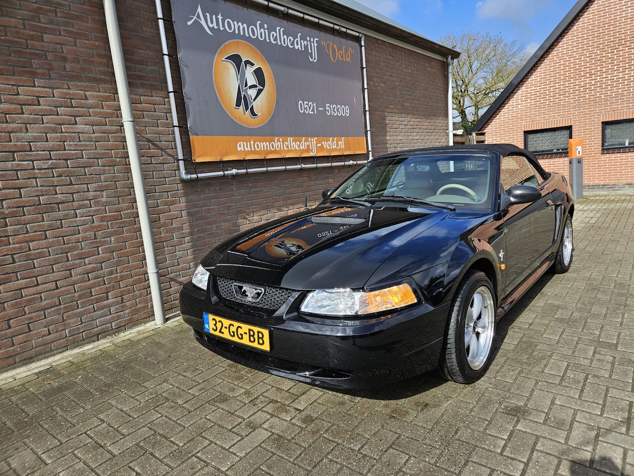 Ford Mustang Convertible - USA 3.8 V6 - AutoWereld.nl