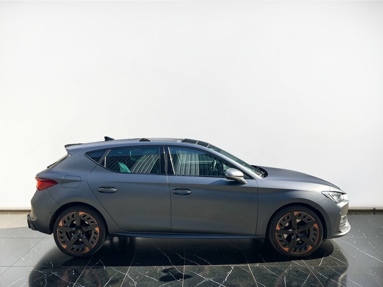 CUPRA Leon Sportstourer - 1.4 e-Hybrid VZ Copper Edition Pano |carplay |Acc - AutoWereld.nl