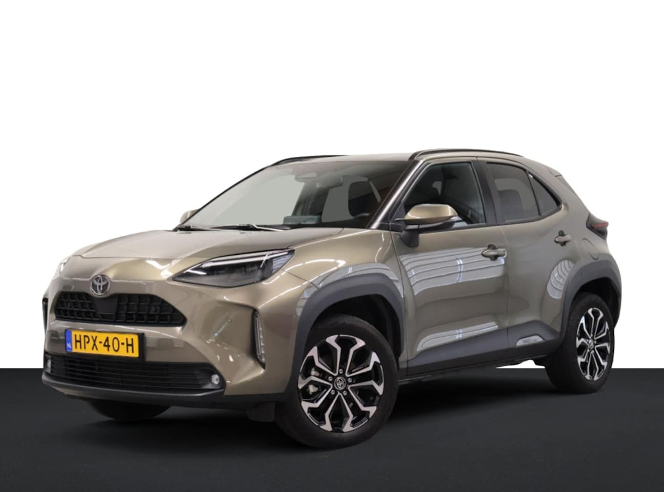 Toyota Yaris Cross - 1.5 Hybrid 115 Dynamic Comfort Pack - AutoWereld.nl