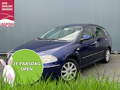 Fiat Croma - BWJ 2008 2.2-16V 147 PK Dynamic AUTOMAAT | TREKHAAK | AIRCO | CRUISE | CENTR.VERGR. | ELEK