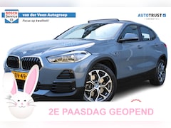 BMW X2 - xDrive25e Executive | Incl. 12 maanden Garantie | Panorama dak | Elektrische kofferbakklep