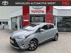 Toyota Yaris - 1.5 Hybrid Team D l Rijklaar l Stoelverwarming l Camera l LM-Velgen