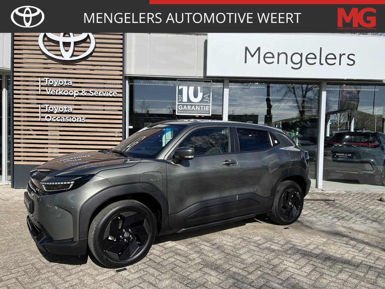 Toyota Urban Cruiser - Dynamic 61 kWh | Nu met EXTRA INRUILVOORDEEL VAN € 1.500,- - AutoWereld.nl