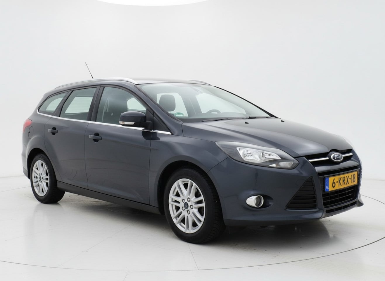 Ford Focus Wagon - 1.0 EcoBoost Titanium Clima/Cruise/Trekhaak!! - AutoWereld.nl