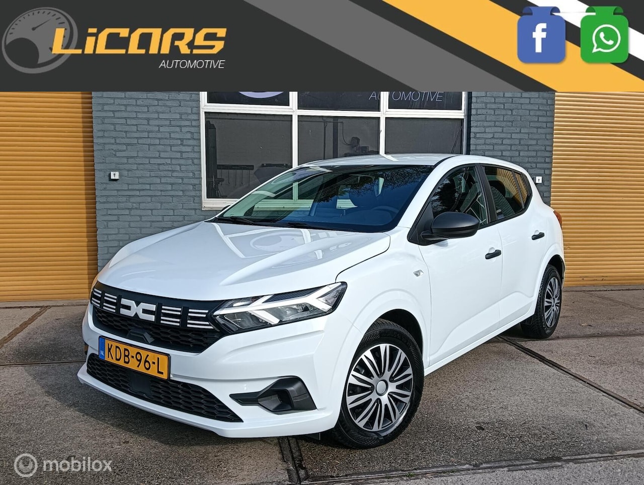 Dacia Sandero - 1.0 TCe 90 LED/CarPlay/PDC/4seiz.banden - AutoWereld.nl